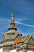 Bangkok Grand Palace, Wat Phra Keow (temple of the Emerald Buddha). Detail of the Phra Wiharn Yod finished in bits of Chinese porcelain. 